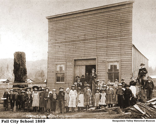 1889 Lyceum School and class