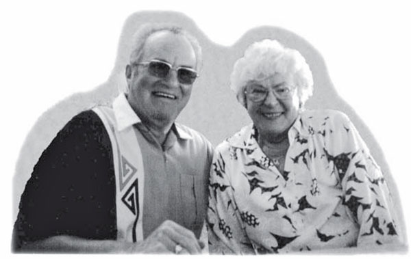 Ed and Helen, from 2004 Newsletter article